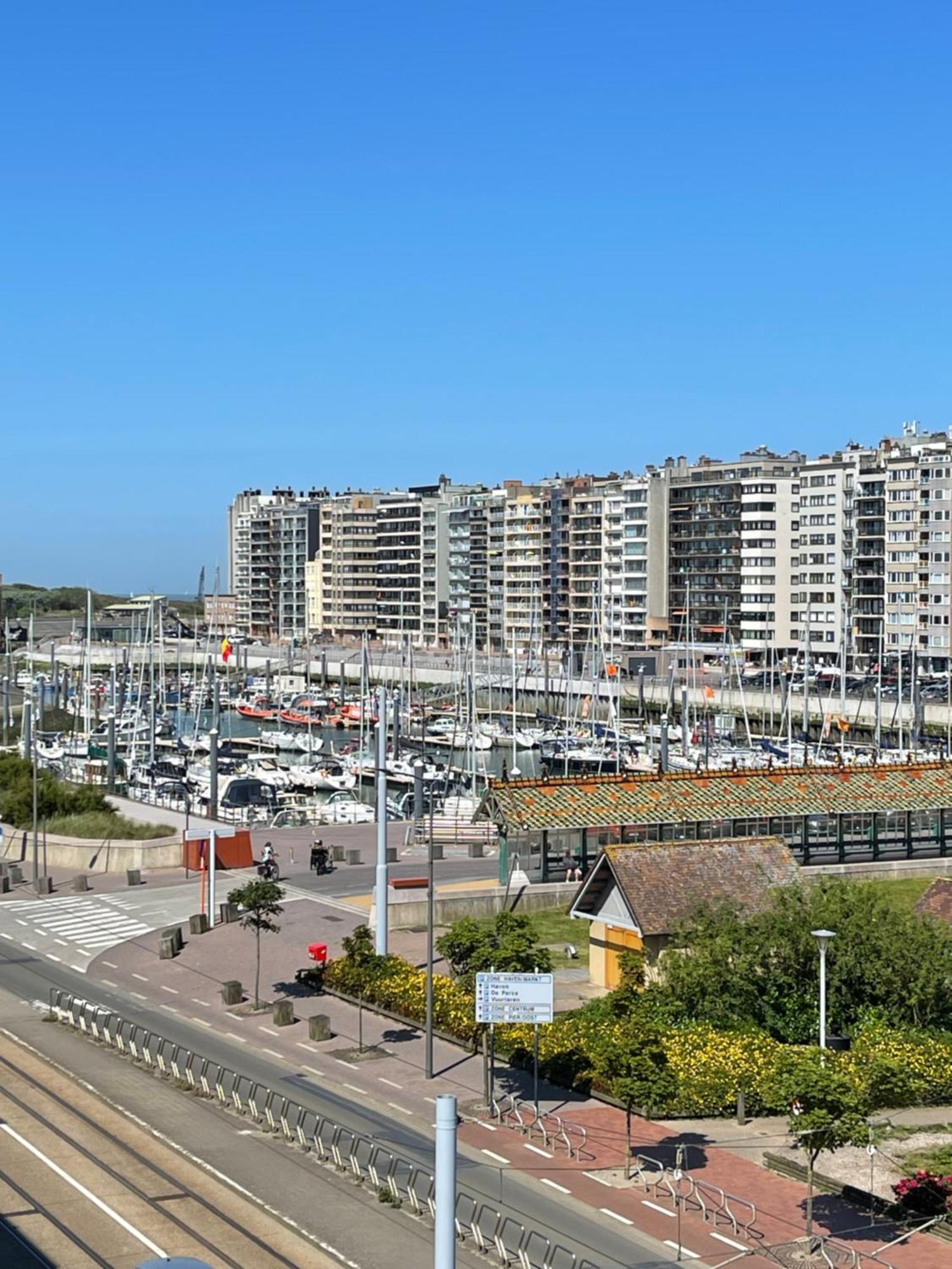 Molo Roof - Stylish Penthouse With Marina View Blankenberge Within Walking Distance From The Sea - 15 Km From Bruges Apartment Bagian luar foto