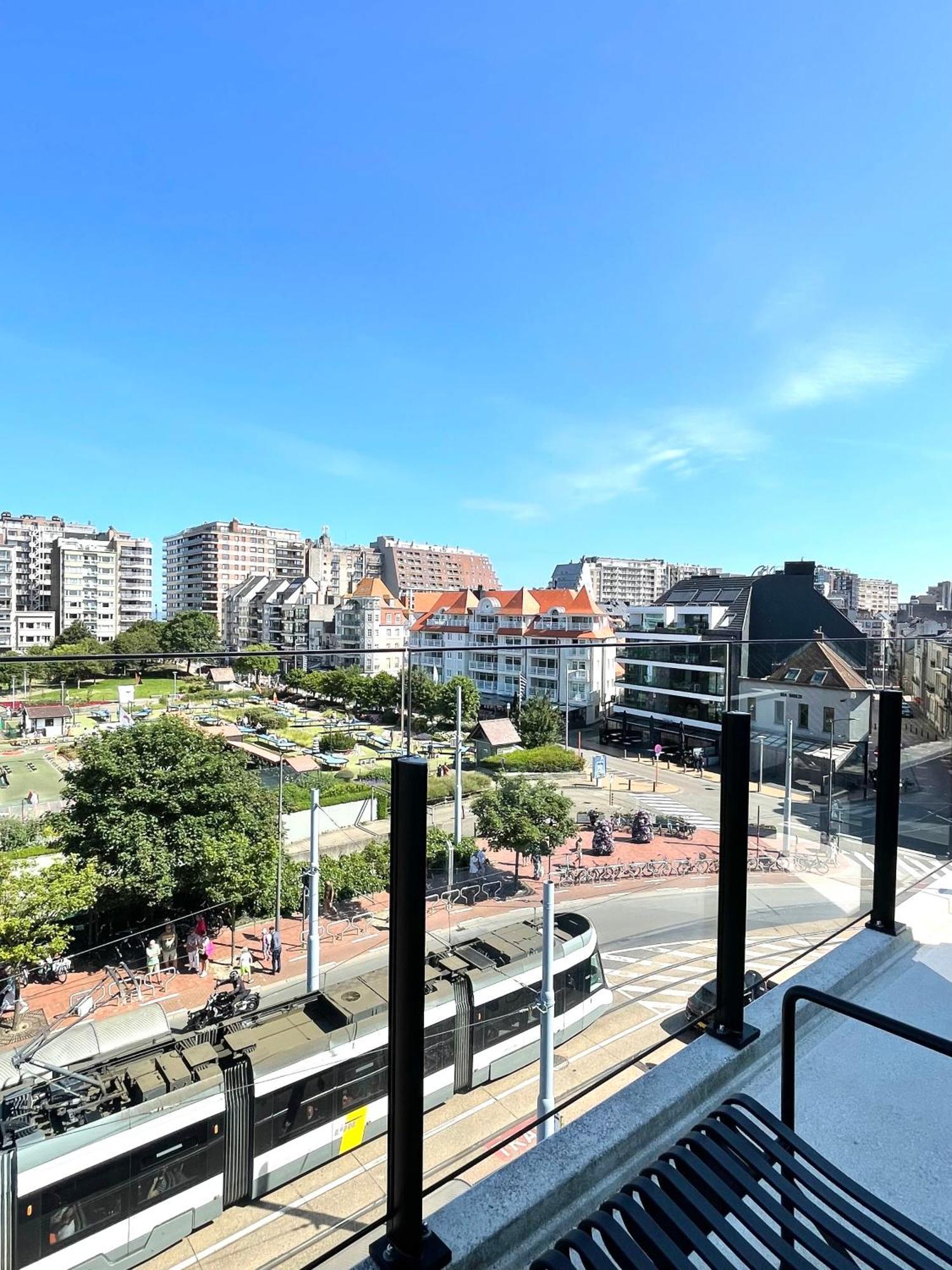 Molo Roof - Stylish Penthouse With Marina View Blankenberge Within Walking Distance From The Sea - 15 Km From Bruges Apartment Bagian luar foto